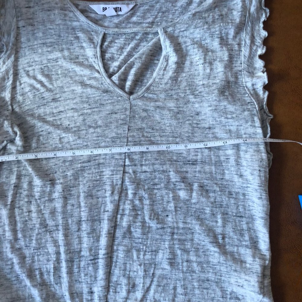 BB Dakota Grey Ruffled Shirt - Small - Worn Once - Picture 3 of 6